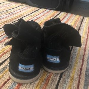 Toms Black Ankle Booties with Signature Style